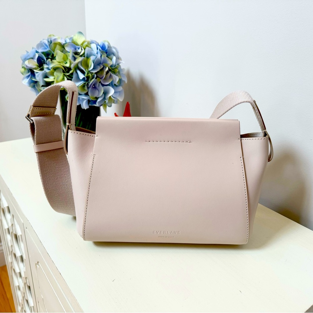 Everlane light pink small crossbody bag